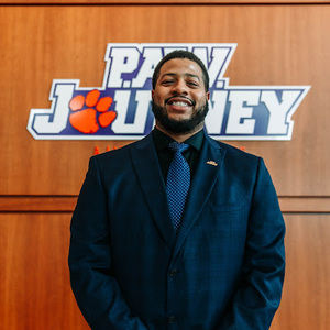 Meet your Posher, Antoine